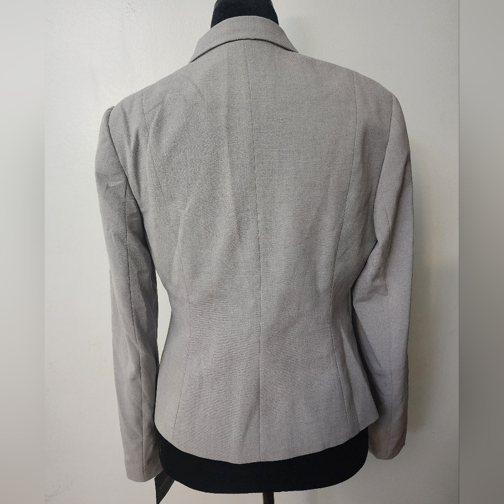 Ellen Tracy Grey Stretch Blazer Size 8 - Picture 10 of 10